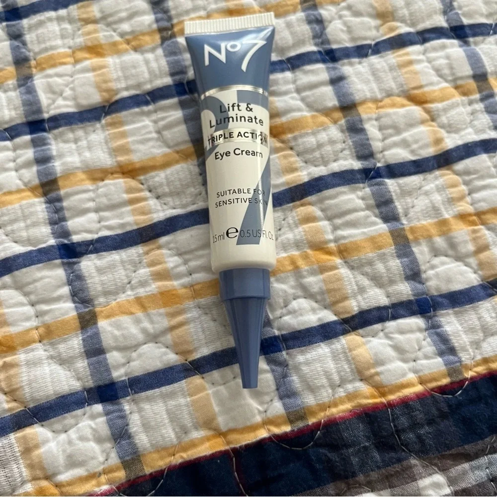 No. 7 Lift And Luminate Triple Action Eye Cream Full Size 0.5 Ounces NWT